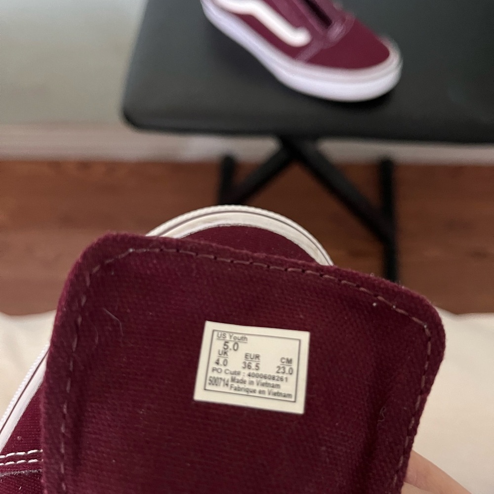 Burgundy Vans Size 5 youth